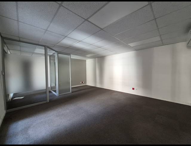 387M² OFFICE TO LET IN SANDTON CENTRAL